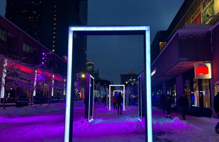 Le Quartier des Spectacles de Montréal (crédit : Carla Geib)